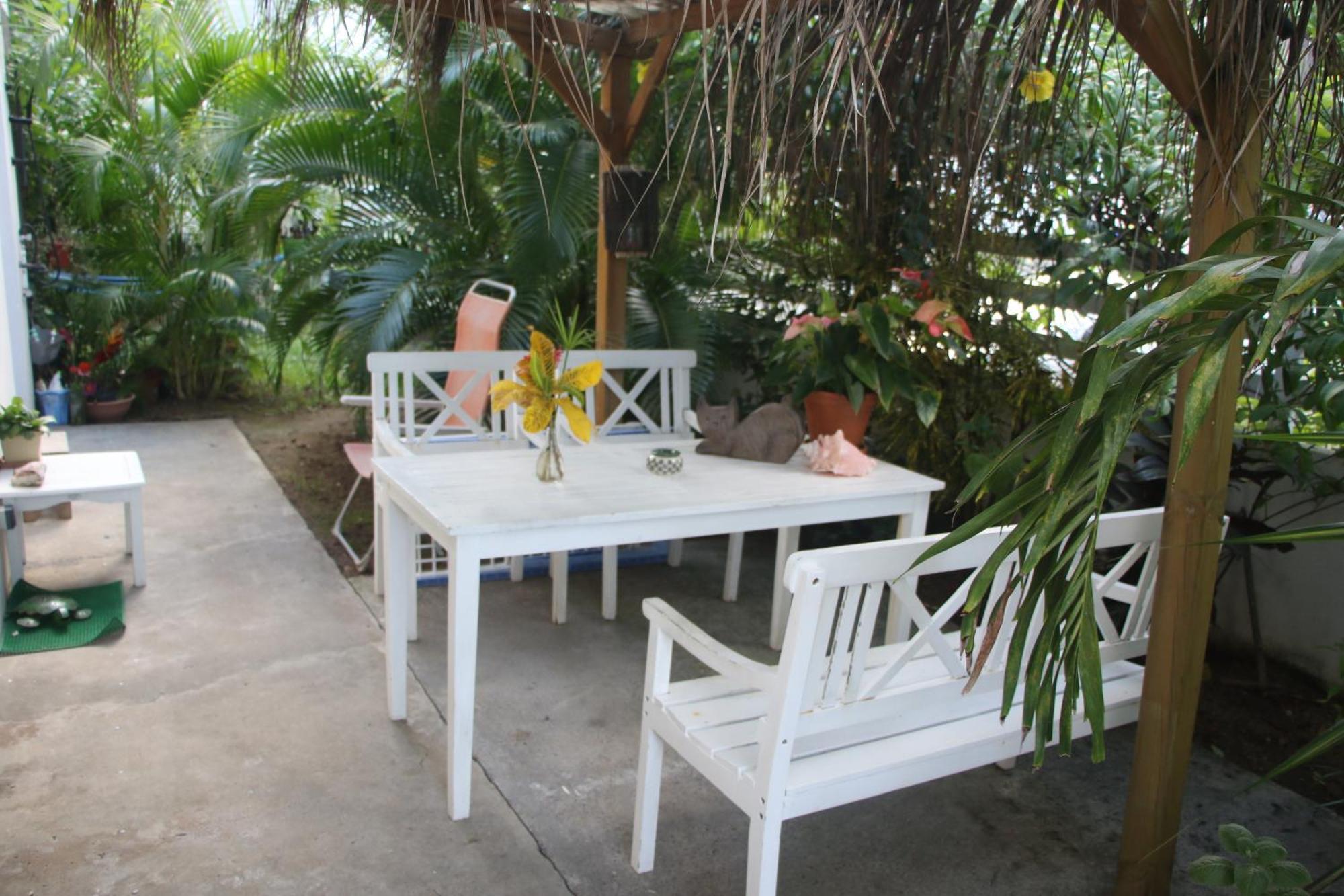 Le Colibri Et Le Frangipanier Apartment ลา ทรินิเต ภายนอก รูปภาพ
