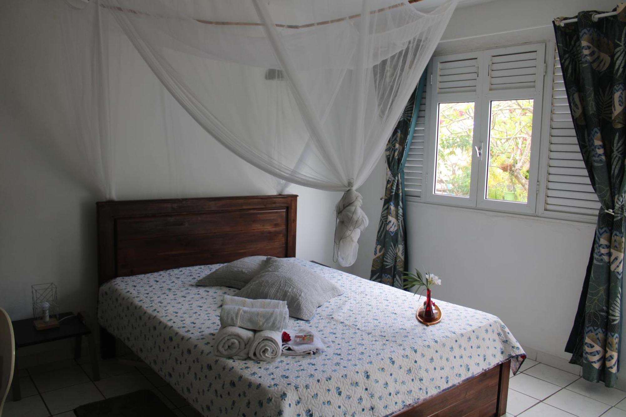 Le Colibri Et Le Frangipanier Apartment ลา ทรินิเต ภายนอก รูปภาพ