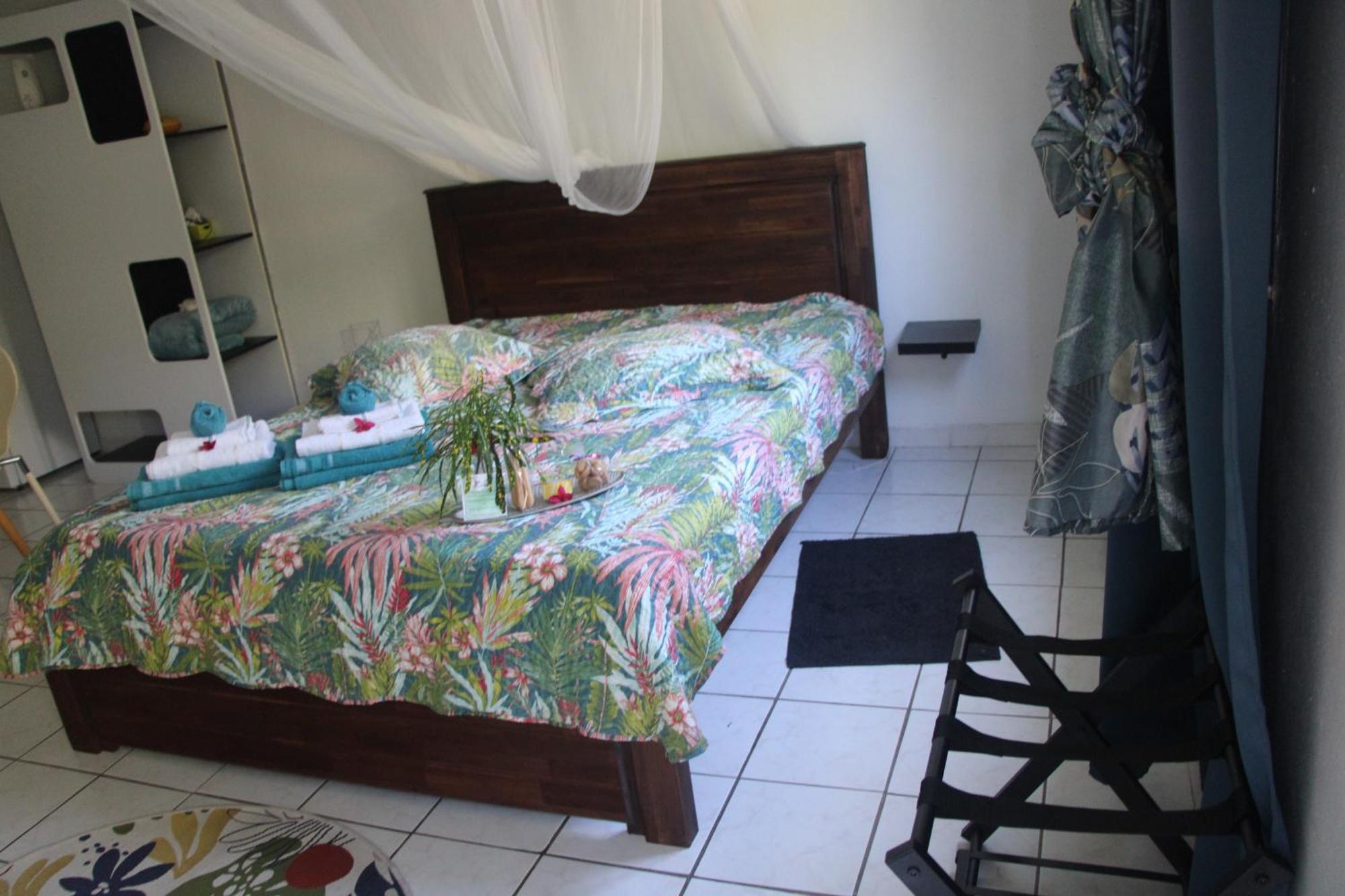 Le Colibri Et Le Frangipanier Apartment ลา ทรินิเต ภายนอก รูปภาพ